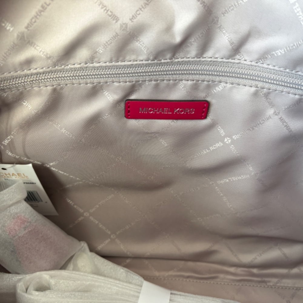 Jet Set Travel Extra-Large Weekender Bag DK Raspberry - Picture 12 of 14